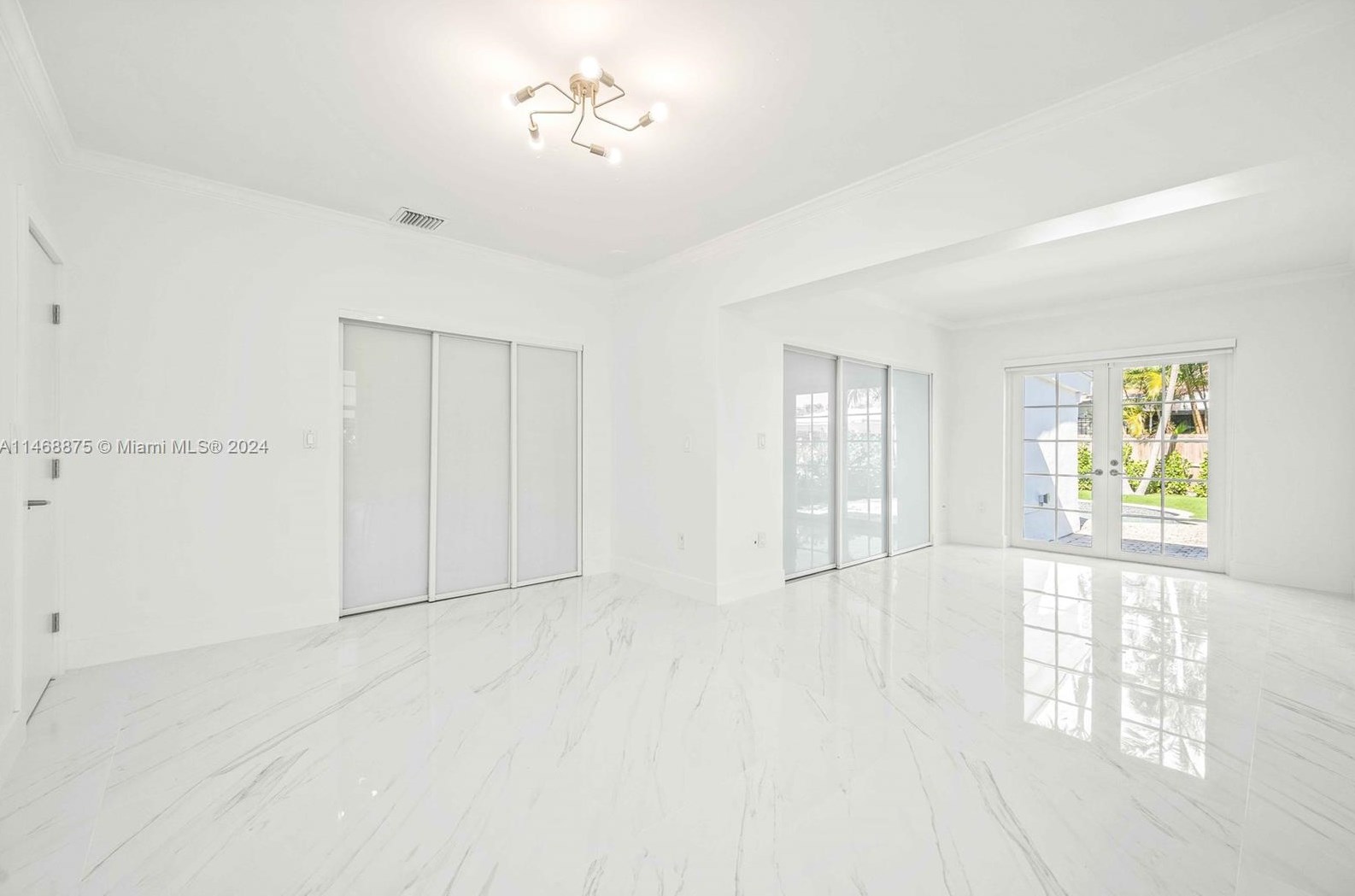 345 Fairway Dr, Miami FL exterior