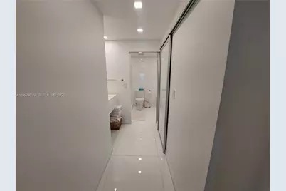 2301 Collins Ave #940, Miami Beach, FL 33139 - Photo 29