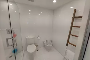 2301 Collins Ave, Miami Beach, FL 33139 - Photo 31