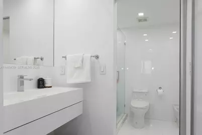 2301 Collins Ave #940, Miami Beach, FL 33139 - Photo 9