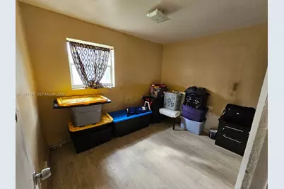 1817 NW 25th Ave, Fort Lauderdale, FL 33311 - Photo 17