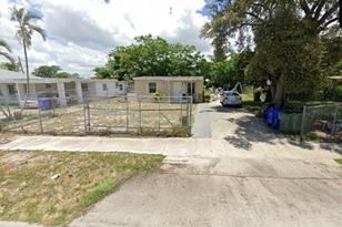 1817 NW 25th Ave, Fort Lauderdale, FL 33311 - Photo 11