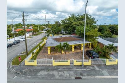 901 E 32nd St, Hialeah, FL 33013 - Photo 7