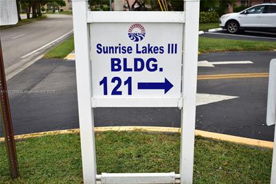 9420 Sunrise Lakes Blvd #102 - Photo 1