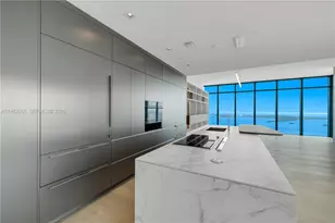 1451 Brickell Ave, Miami, FL 33131 - Photo 11