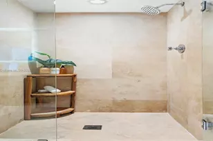 102 24th St, Miami Beach, FL 33139 - Photo 25