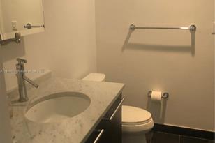 900 Biscayne Blvd, Miami, FL 33132 - Photo 15