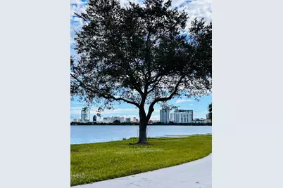 480 Executive Center Dr #5N, West Palm Beach, FL 33401 - Photo 3