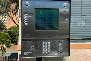 480 Executive Center Dr, West Palm Beach, FL 33401 - Photo 13