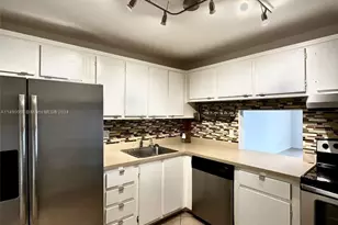 480 Executive Center Dr, West Palm Beach, FL 33401 - Photo 15