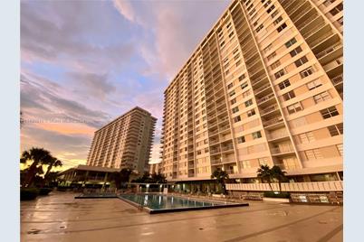 500 Bayview Dr #221, Sunny Isles Beach, FL 33160 - Photo 25