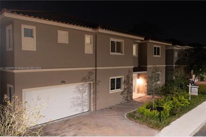 3562 Forest View Cir, Dania Beach, FL 33312 - Photo 79