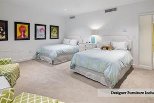 5255 Collins Ave - Photo 17