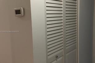 9375 Fontainebleau Blvd #l209, Miami, FL 33172