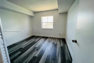 8260 SW 210th St, Cutler Bay, FL 33189 - Photo 15