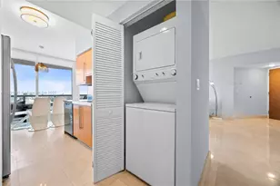 6365 Collins Ave, Miami Beach, FL 33141 - Photo 11
