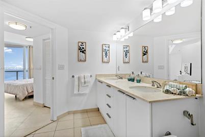 16699 Collins Ave #1710, Sunny Isles Beach, FL 33160 - Photo 15