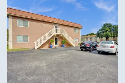 1950 N Andrews Ave #204D - Photo 1