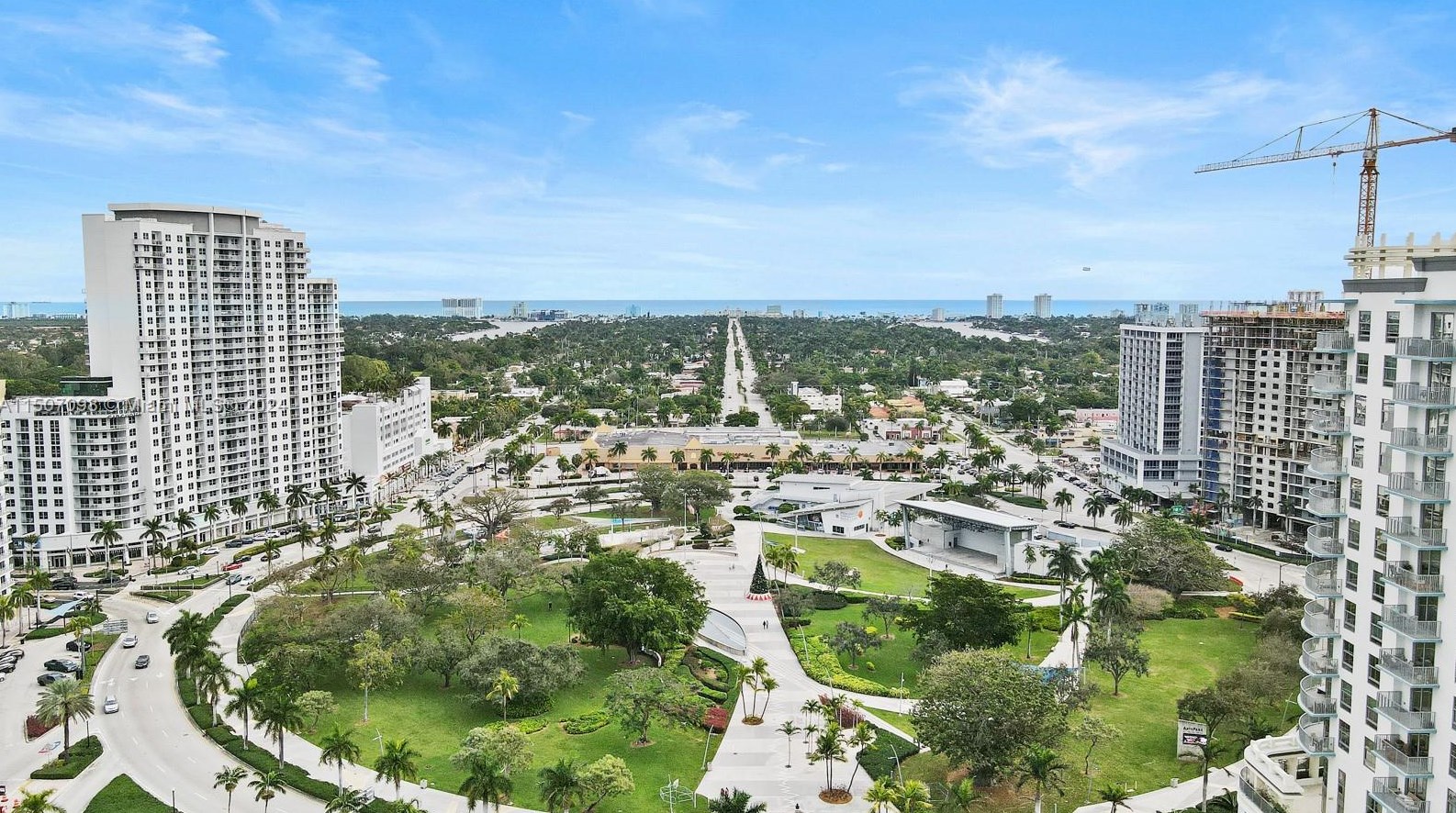 1830 Radius Dr, Hollywood FL  33020-7702 exterior