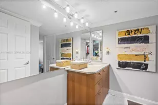 210 174th St, Sunny Isles Beach, FL 33160 - Photo 15