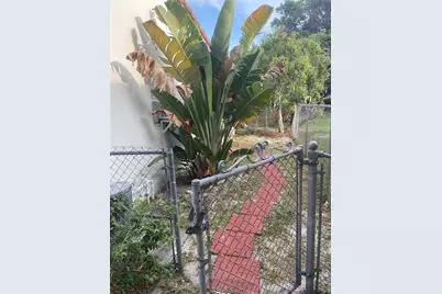 1256 NE 149th St, Miami, FL 33161 - Photo 19