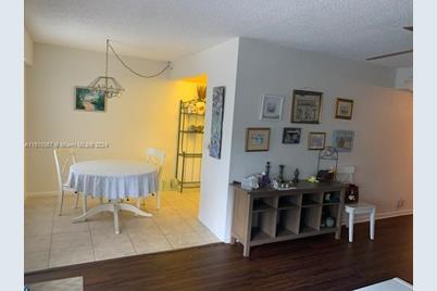 300 SW 134th Way #405E, Pembroke Pines, FL 33027 - Photo 17