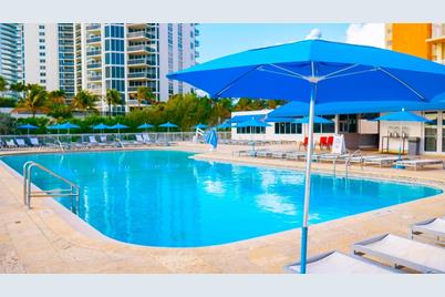 19201 Collins Ave #744, Sunny Isles Beach, FL 33160 - Photo 7