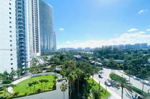 19201 Collins Ave, Sunny Isles Beach, FL 33160 - Photo 13
