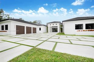 9795 SW 110th St - Photo 5