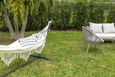 20075 SW 87th Pl #Left Side, Cutler Bay, FL 33189 - Photo 29
