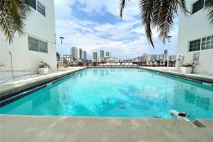 462 Golden Isles Dr, Hallandale Beach, FL 33009 - Photo 3