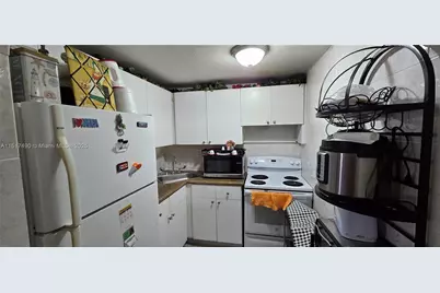 606 W 81st St #117, Hialeah, FL 33014 - Photo 5
