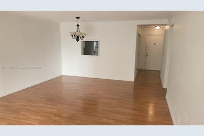 1001 NE 14th Ave #201, Hallandale Beach, FL 33009 - Photo 17