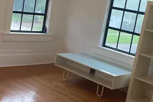 8900 NE 1st Ave, El Portal, FL 33138 - Photo 17