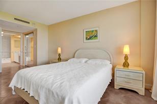 155 Ocean Ln Dr - Photo 31