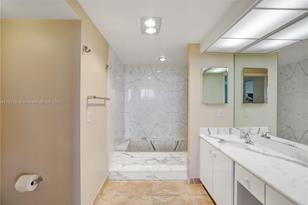 155 Ocean Ln Dr - Photo 33