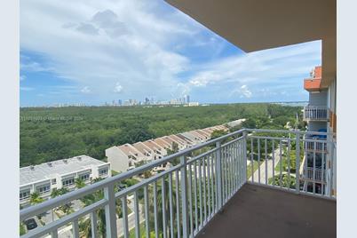 2450 NE 135th St #1012, North Miami, FL 33181 - Photo 5