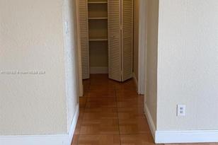 2000 NE 135th St, North Miami, FL 33181 - Photo 9