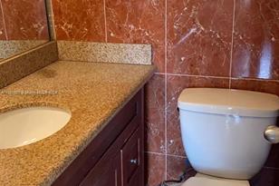 2000 NE 135th St, North Miami, FL 33181 - Photo 17