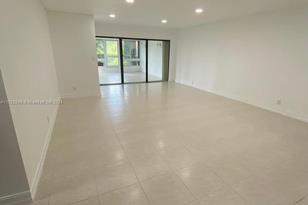 20440 NE 34th Ct - Photo 17