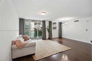 31 SE 5th St - Photo 3