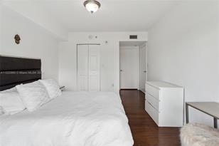 31 SE 5th St - Photo 17