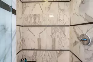 4391 Collins Ave, Miami Beach, FL 33140 - Photo 31