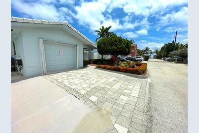 331 Desoto St, Hollywood, FL 33019 - Photo 3