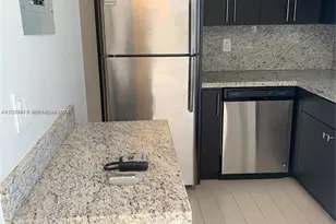 947 Lenox Ave., Miami Beach, FL 33139 - Photo 15