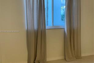 947 Lenox Ave., Miami Beach, FL 33139 - Photo 7