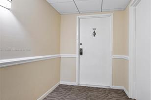 290 174th St, Sunny Isles Beach, FL 33160 - Photo 27