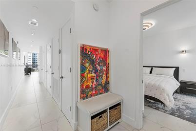 6000 Collins Ave #510, Miami Beach, FL 33140 - Photo 3