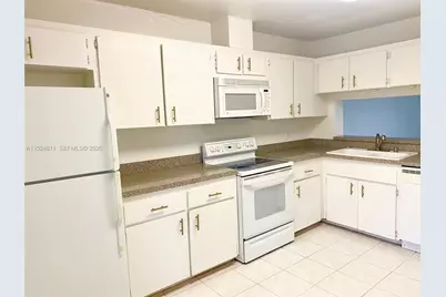 15 Escondido Court #148, Other City - In The State Of Florida, FL 32701 - Photo 3