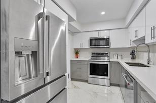 400 Kings Point Dr - Photo 11